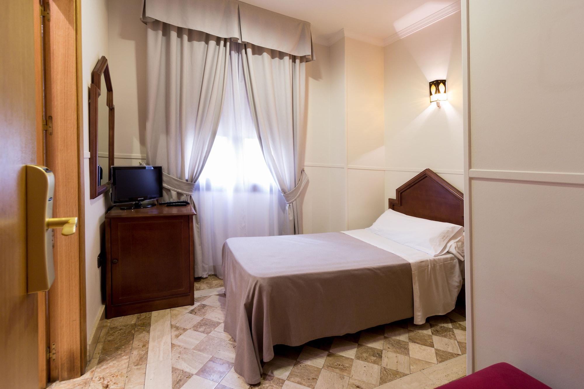 Hotel Boutique Reina Mora Гранада Номер фото